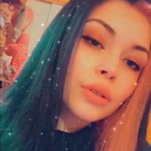 Meet your Posher, Paige